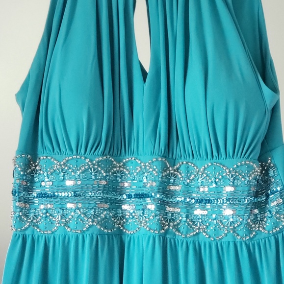 Floor length dress - Picture 2 of 3